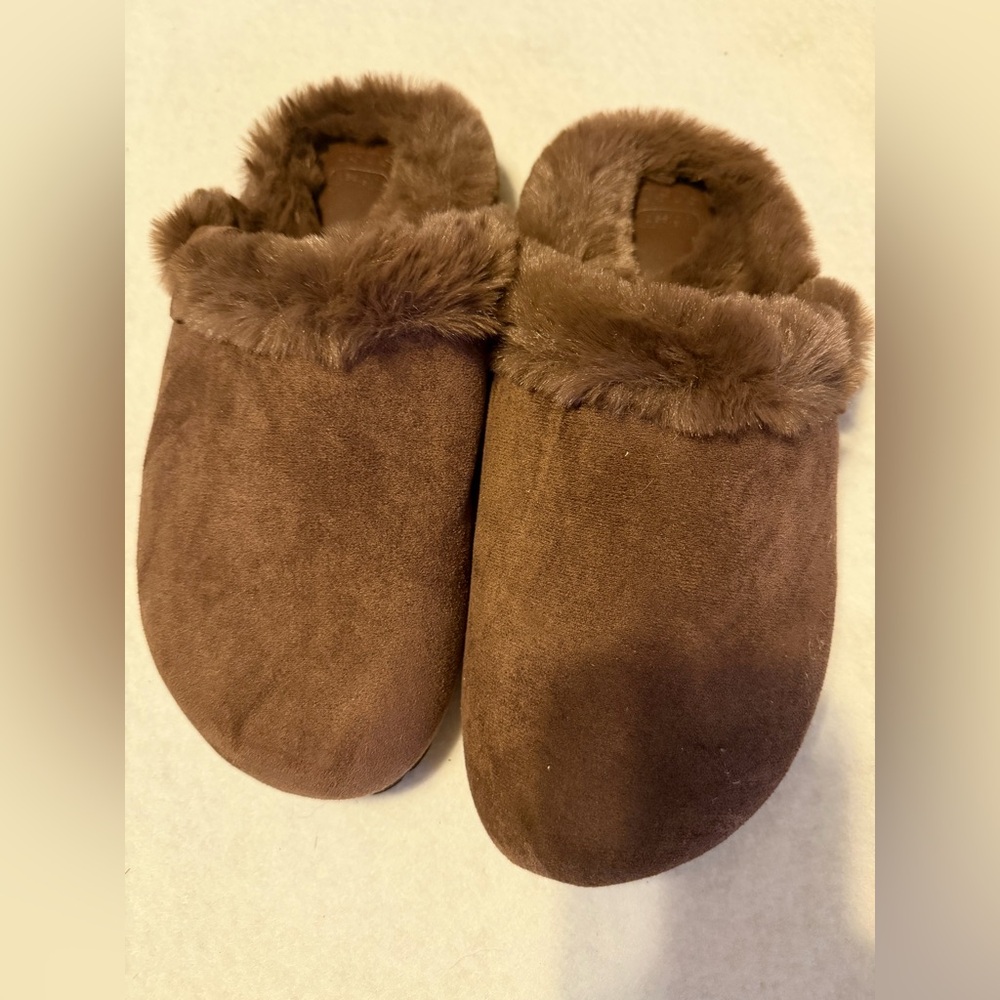 ASOS Brown Faux Fur Lined Mule Slippers Indoor Outdoor Sole Women’s 7-8 Cozy